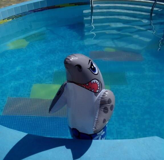 آپارتمان 2 خوابه, Rainbow Village