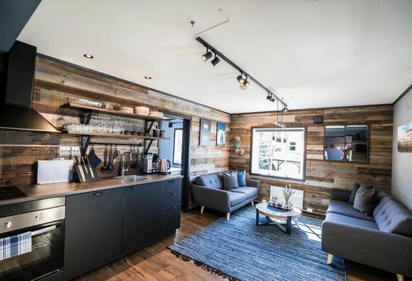 带2个卧室带海景的公寓, Tobiasbrygga