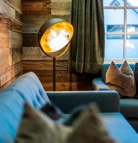 带海景及2个卧室的复式公寓, Tobiasbrygga