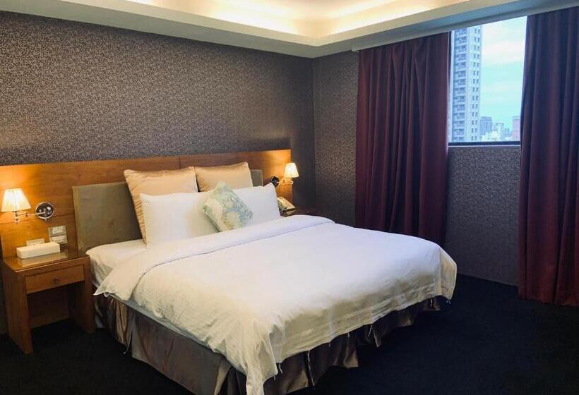 اتاق لوکس, H.m.