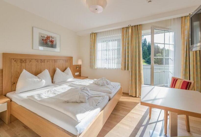 اتاق لوکس, Cafe Pension Kitzer