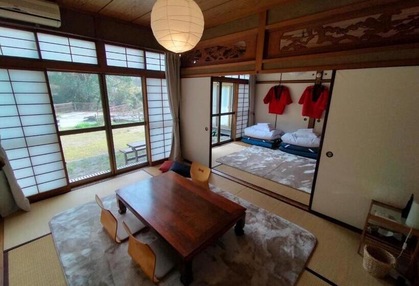 家庭房间共用浴室, 88 House Hiroshima