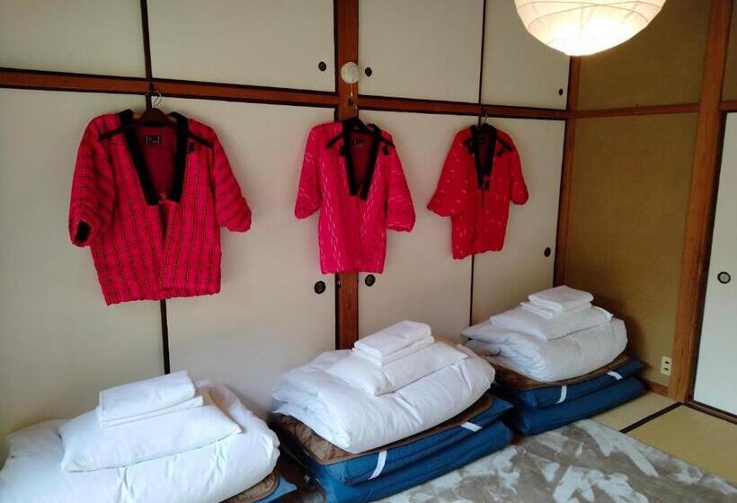Quarto Familiar Banheiro Compartilhado, 88 House Hiroshima