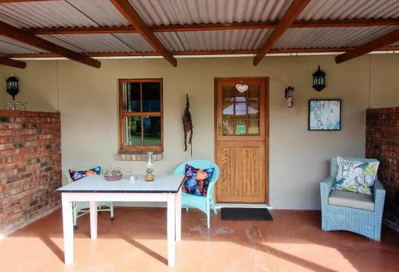 اتاق استاندارد چهار تخته, Lentelus Guesthouse