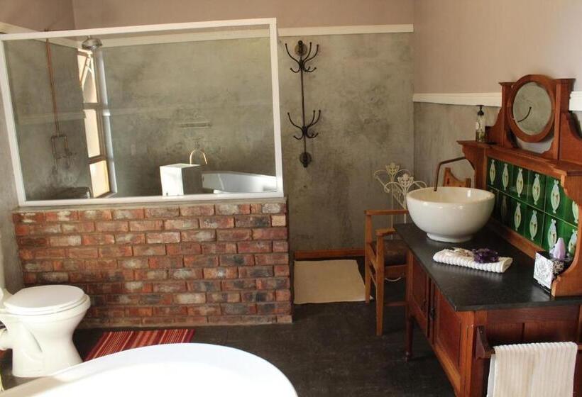 اتاق استاندارد سه نفره, Lentelus Guesthouse