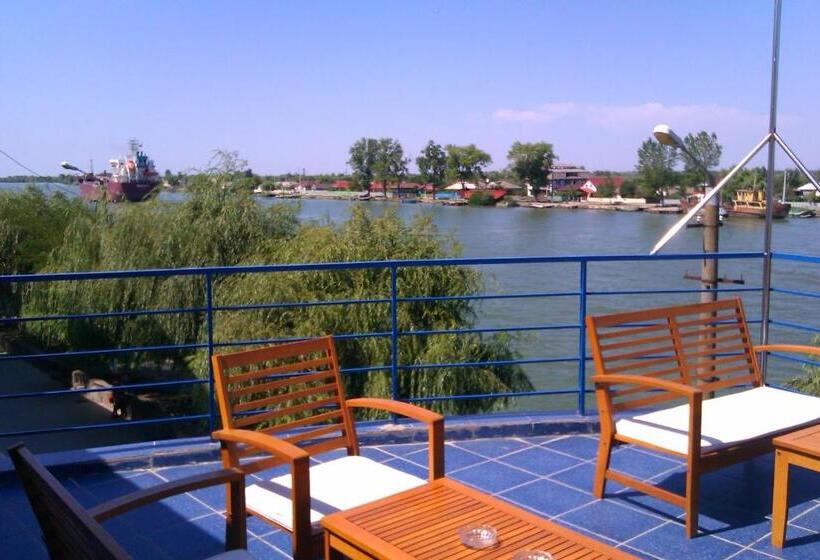 اتاق استاندارد با بالکن, Marina House