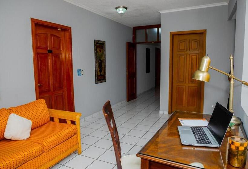 آپارتمان 3 خوابه, Aparthotel Guijarros