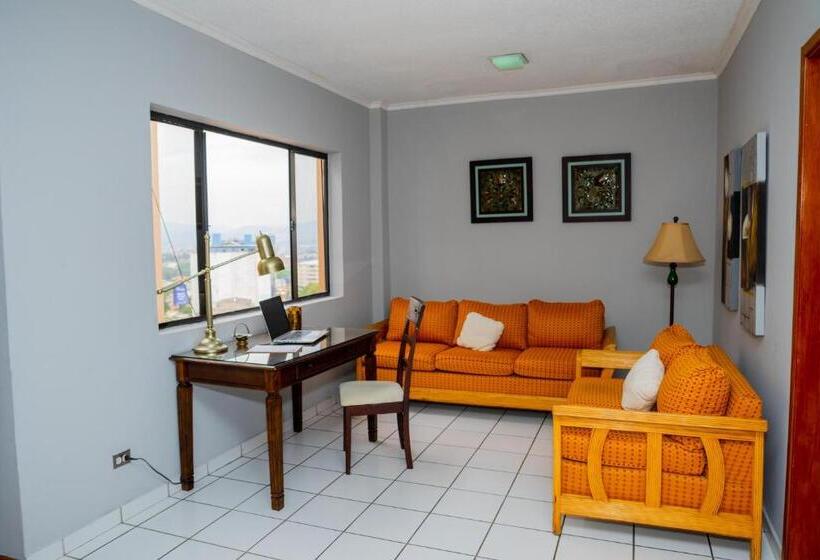 آپارتمان 3 خوابه, Aparthotel Guijarros