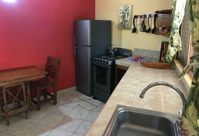 דירת חדר, Fenix Hotel   On The Beach