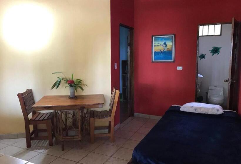 דירת חדר בקומת קרקע, Fenix Hotel   On The Beach