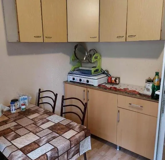 اتاق استاندارد با بالکن, Giorgi's Homestay