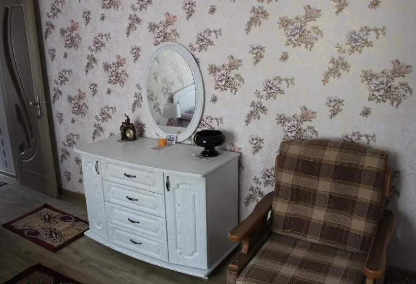 اتاق لوکس, Giorgi's Homestay