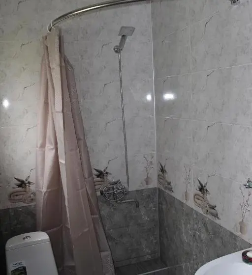 اتاق استاندارد, Giorgi's Homestay