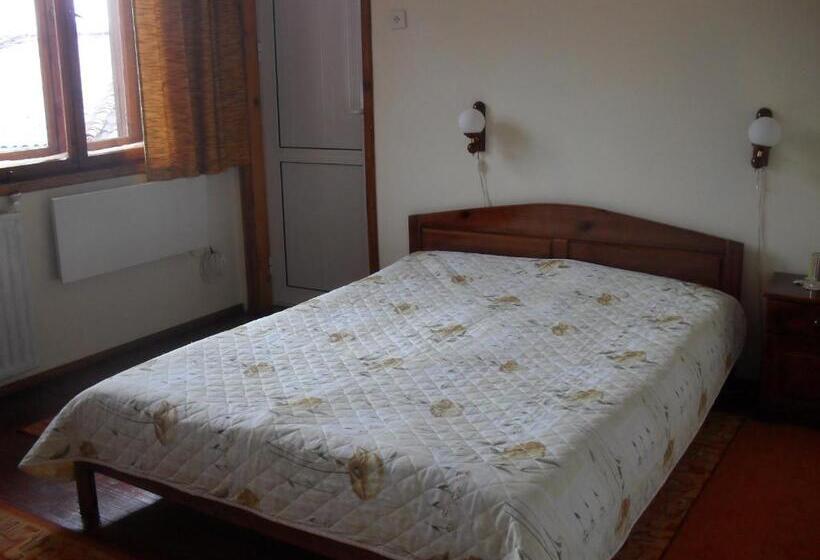 标准间带阳台, Guest House Terziiski