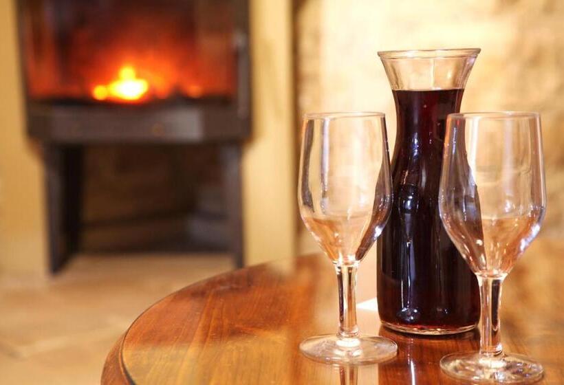 סטודיו משפחתי, Agrovino Lofou