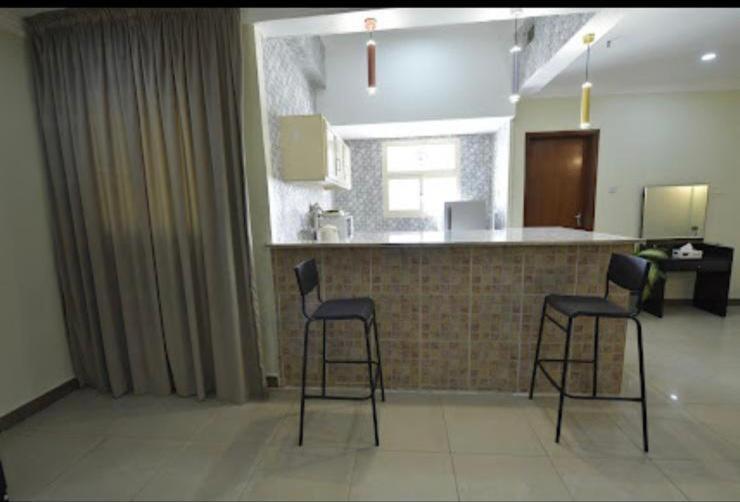 آپارتمان 2 خوابه, Noble Rose Apartment