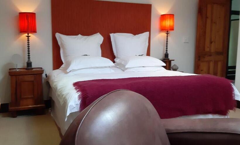 جناح مزوَّد بشرفة, Hout Bay Hideaway