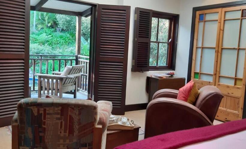 스위트 킹사이즈 침대, Hout Bay Hideaway