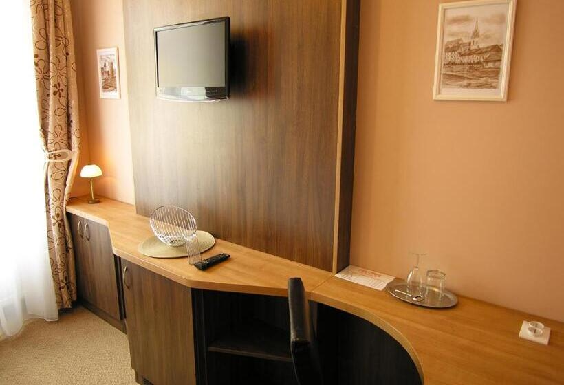 Quarto Estandar Individual, Penzion Kulíšek