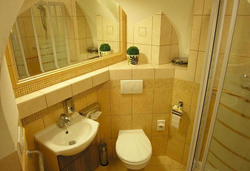 اتاق استاندارد سه نفره, Penzion Kulíšek