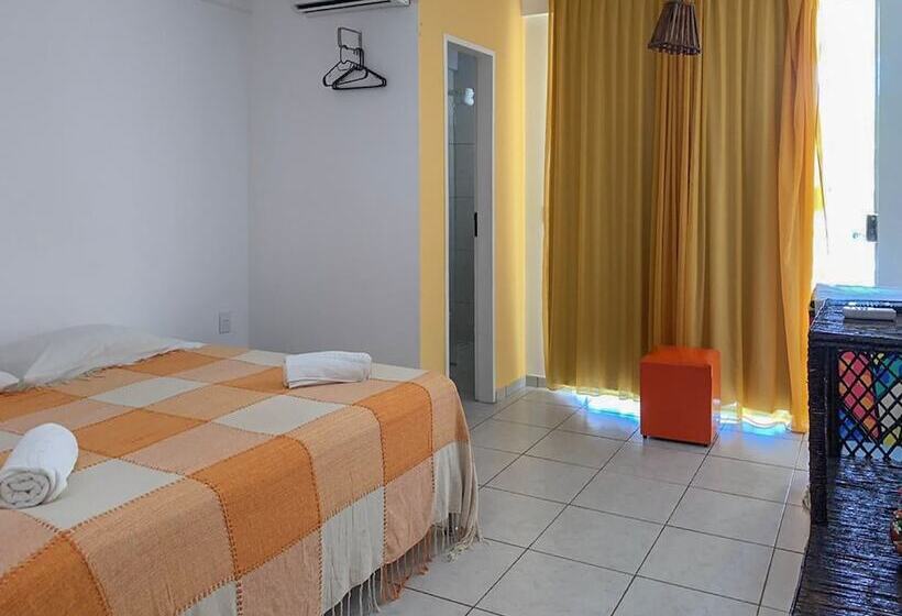 スタンダード4人部屋, Pousada A Praia