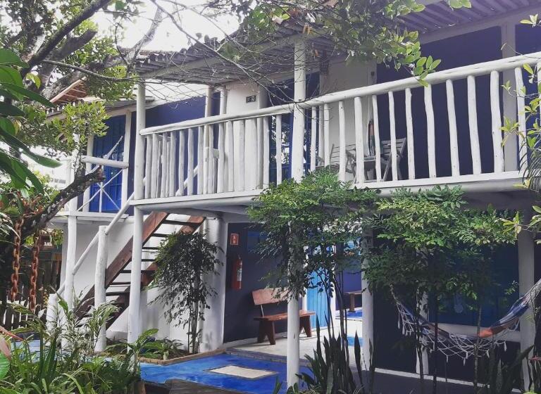 غرفة قياسية ثلاثية مزودة بشرفة, Pousada Casa Da Praia Itaúnas