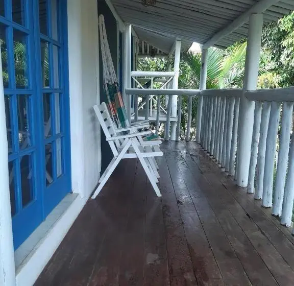 バルコニー付きスタンダードトリプルルーム, Pousada Casa Da Praia Itaúnas