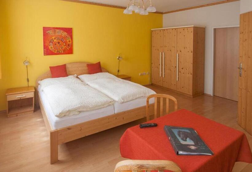 غرفة قياسية, Pension & Reitstall Inghofer