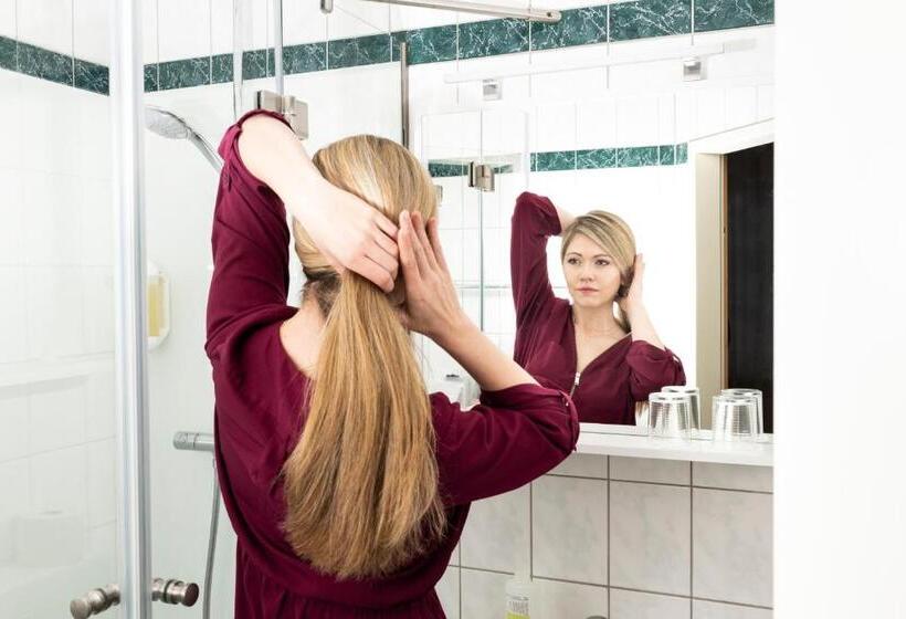 غرفة قياسية, Pension & Reitstall Inghofer