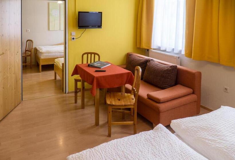 غرفة عائلية, Pension & Reitstall Inghofer