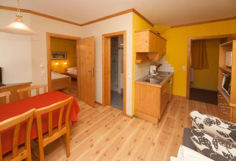 شقة غرفة واحدة, Pension & Reitstall Inghofer