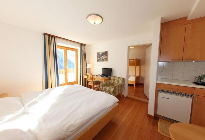 패밀리 룸 산 전망, Aparthotel Muchetta