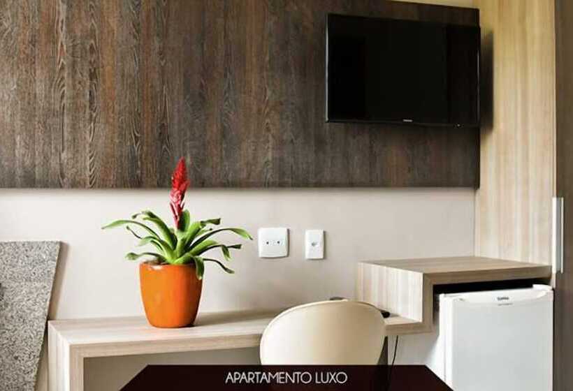 חדר סטנדרט לשלושה, Ravenna