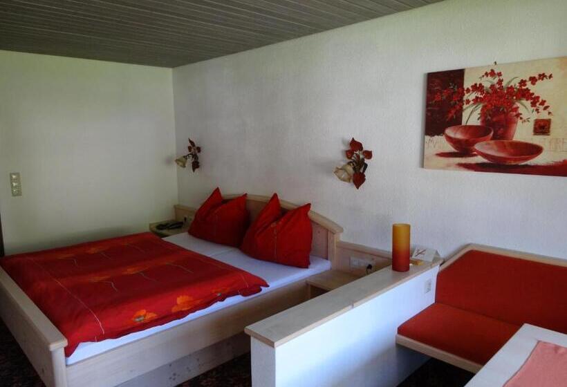 Номер Стандарт с Балконом, Landhotel Eva