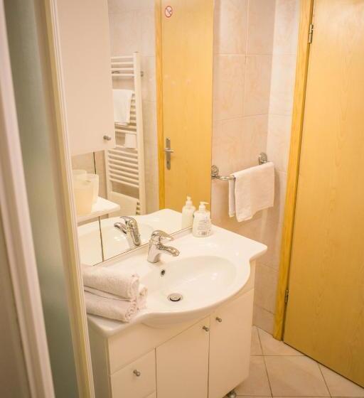 آپارتمان 1 خوابه با چشم‌انداز باغ, Apartments And Rooms Villa Vive