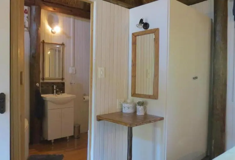 スイート, Ciara Guesthouse