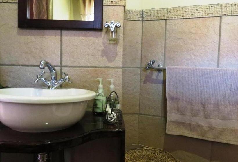 חדר אקונומי, Ciara Guesthouse