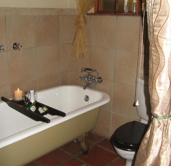 חדר אקונומי, Ciara Guesthouse