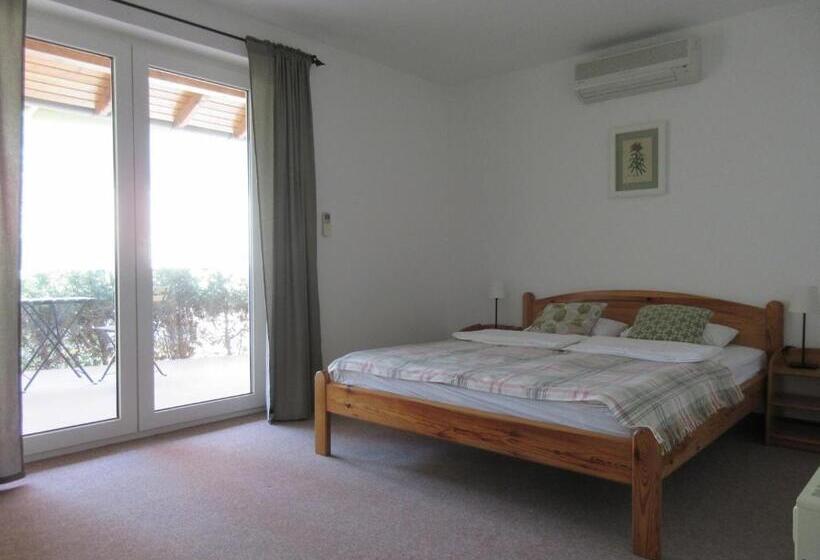 חדר סטנדרט עם מרפסת, Mediterrán Vendégház