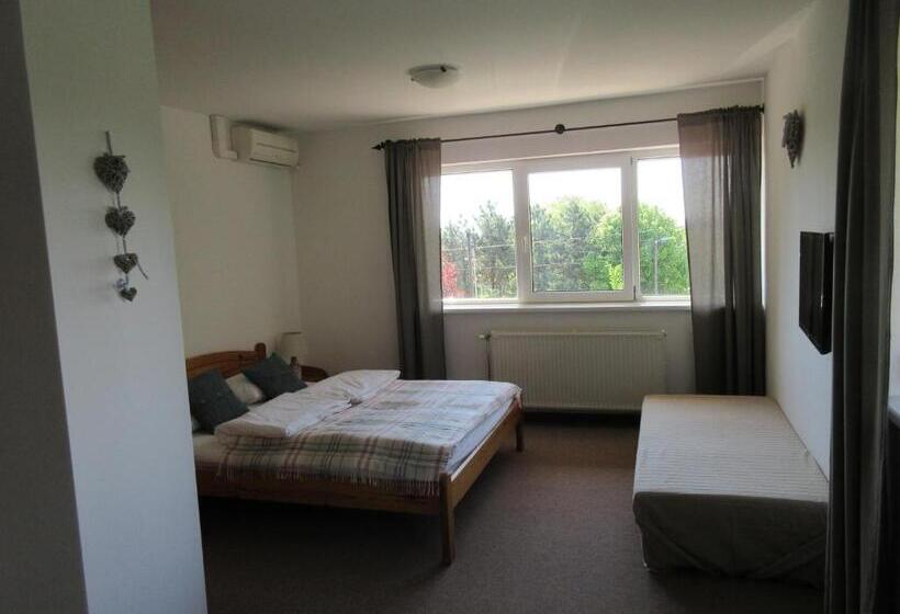 דירה בת חדר שינה 1 עם מרפסת, Mediterrán Vendégház