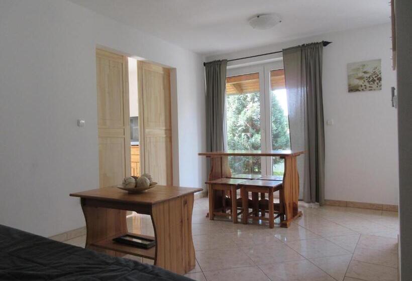 Апартаменты 2 Спальни, Mediterrán Vendégház