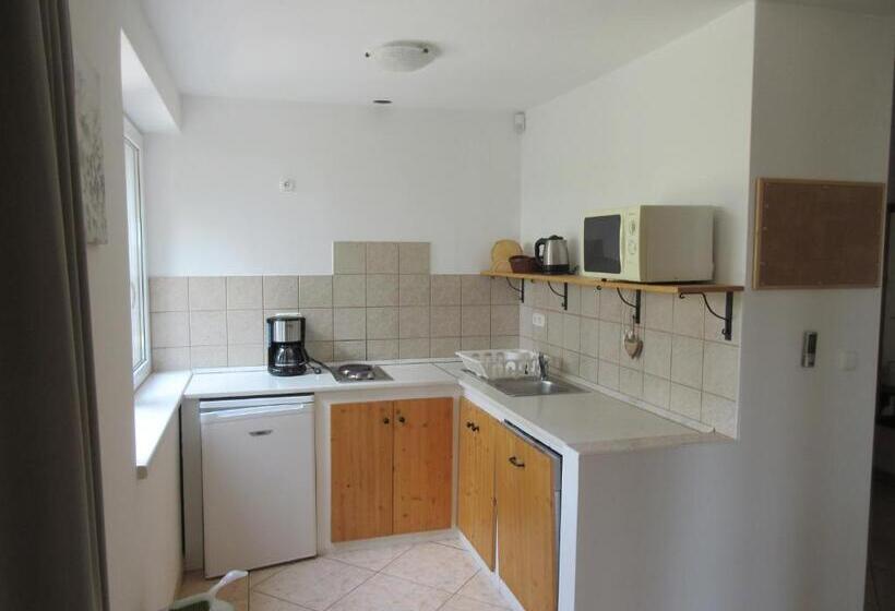 דירת שני חדרים, Mediterrán Vendégház