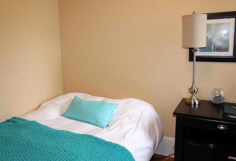 Номер Стандарт Совместная Ванная, The Novel Stay