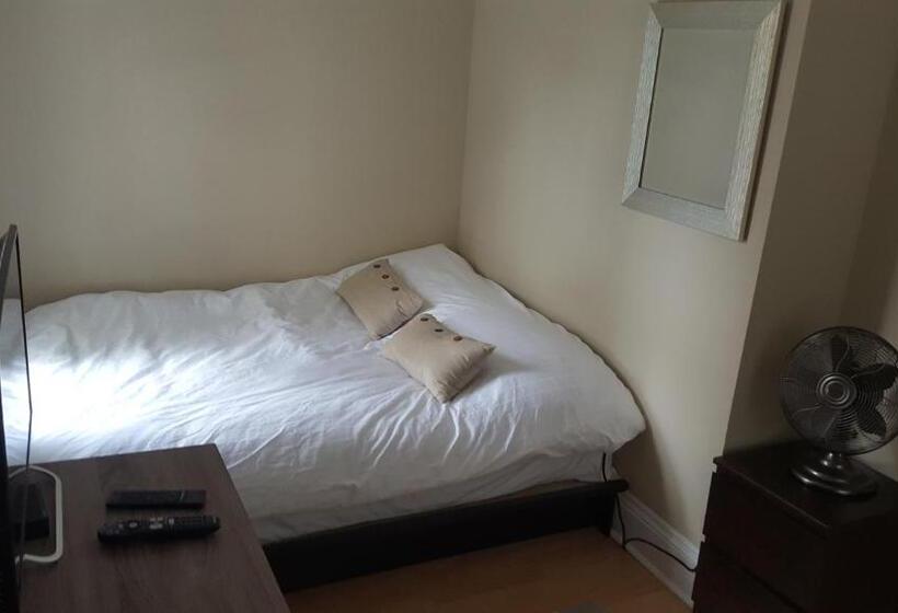 Family Suite, The Novel Stay