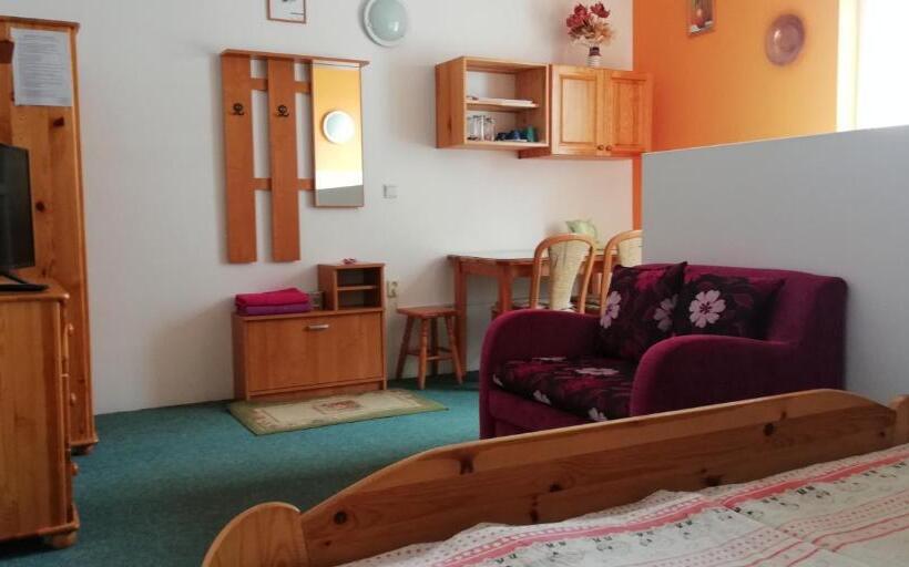 스탠다드 룸, Zelený Dom