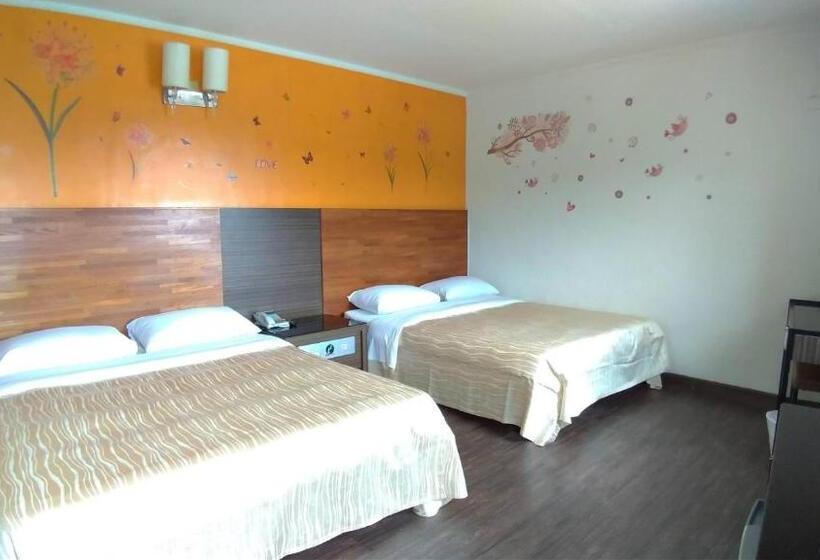 اتاق استاندارد چهار تخته, Toong Mao Resorts &