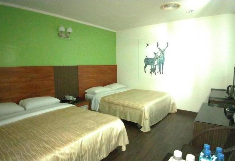 اتاق استاندارد چهار تخته, Toong Mao Resorts &