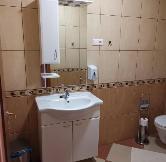 דירת חדר עם טרסה, Harmónia Panzió