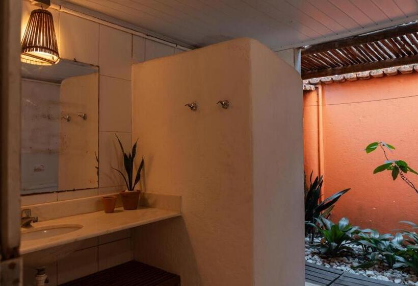 디럭스 스튜디오, Aiuruoca