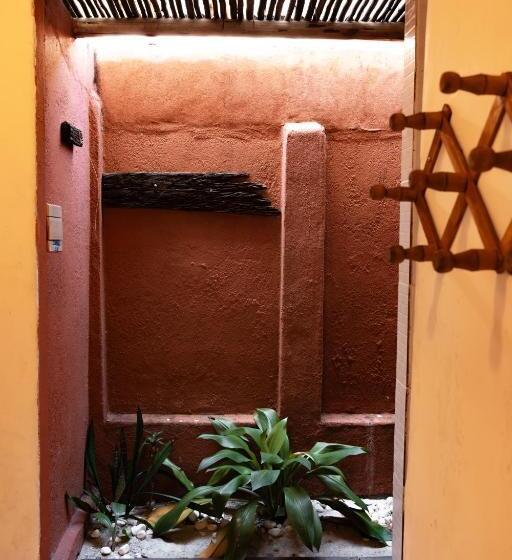 스탠다드 방갈로, Aiuruoca